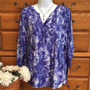 Adorable Blue Top By Cathy Daniels NWT